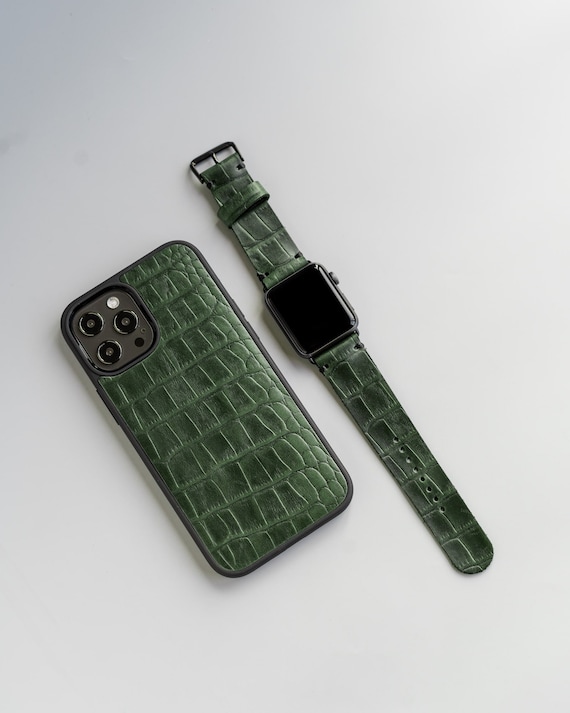 Green crocodile embossed apple watch band, personalized iPhone 14 pro case, leather gift set, custom iPhone 16 case, apple watch strap