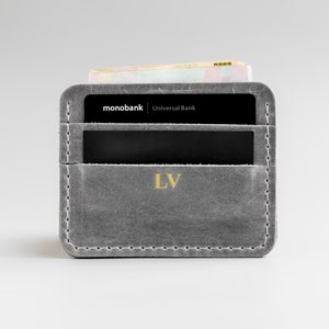 Silberner Leder-Kartenhalter, personalisierter benutzerdefinierter Initialen-Kartenhalter, dünner Echtleder-Kartenhalter, Luxusgeschenk für Sie und Ihn