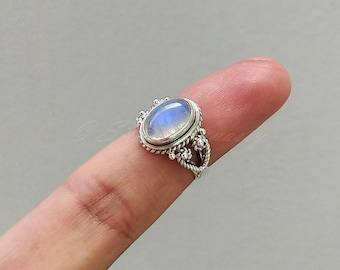 Natural Rainbow Moonstone Ring, 925 Solid Sterling Silver Ring, Oval Moonstone Ring, Blue Fire Moonstone Ring, Ring for Women, Boho Ring