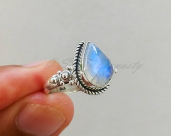 Natural Rainbow Moonstone Ring, Sterling Silver Ring for Women, Handmade Silver Ring, Moonstone Ring, Bohemian Jewelry