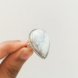 Handmade Pear Howlite Ring: 925 Sterling Silver