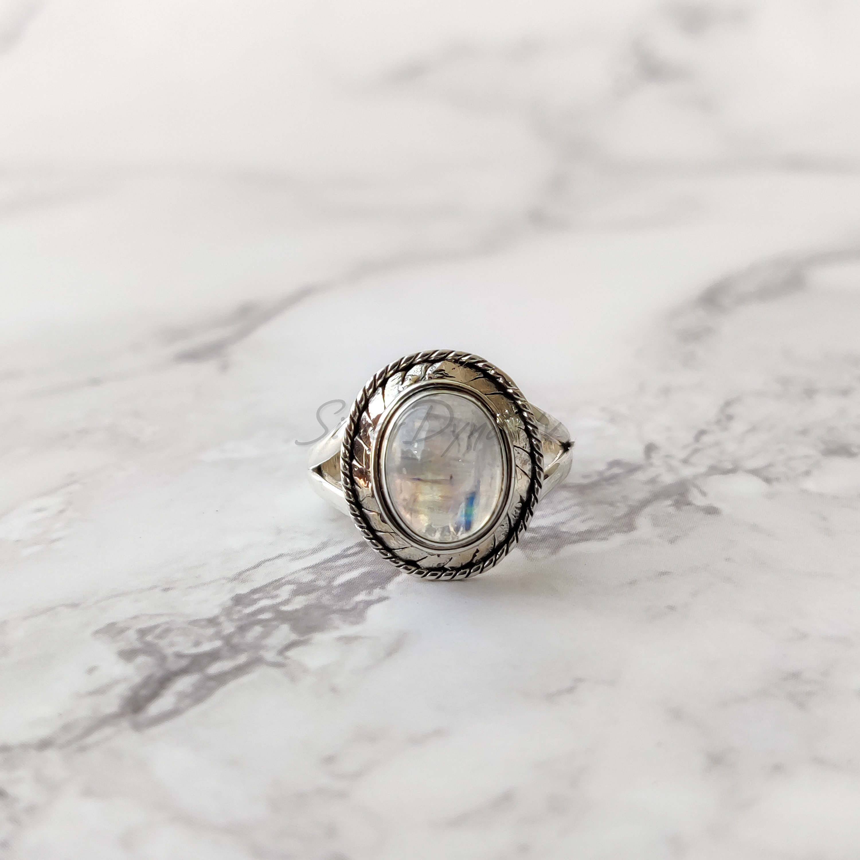 •RAINBOW MOONSTONE - MEDIUM SOFT TRIANGLE• silver ring (size 6)