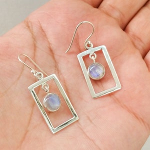 925-Sterling Solid Silver Earring Natural Rainbow Moonstone Earring Beautiful Gemstone Cabochon Stone Earring Birthday Earring Gift For Her.