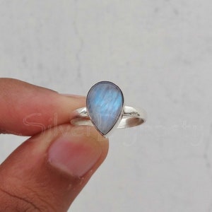 Natural Raibow Moonstone Ring, Handmade Ring, 925 Solid Sterling Silver Ring,Rainbow Moonstone Ring, Minimalist Ring, Sterling Silver Ring image 3