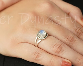 Natural Rainbow Moonstone Ring Silver, 925 Solid Sterling Silver Ring, Oval Moonstone Ring, Boho Moonstone Ring, Blue Fire Moonstone Ring.