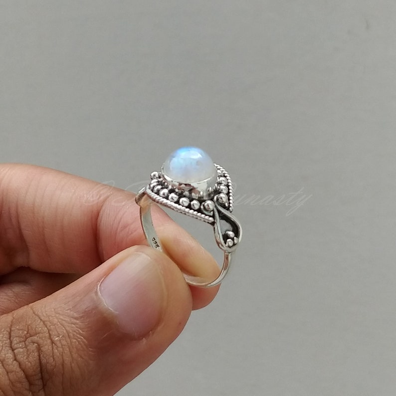 Round Moonstone Ring Blue Fire Moonstone Ring 925 Solid Sterling Silver Ring Anniversary Gift Silver Boho Ring Rainbow Moonstone Ring