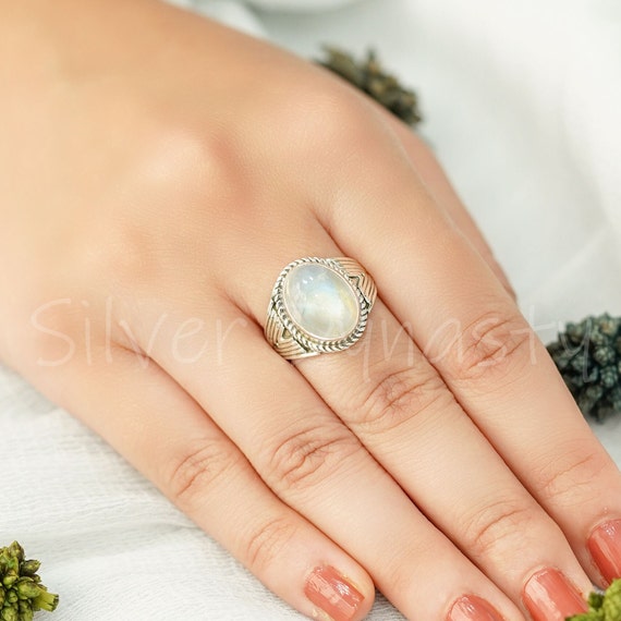Sterling Silver Ornate 12mm Oval Rainbow Moonstone Ring Sterling Silver Ornate 12mm Oval Rainbow Moonstone Ring