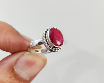 Natural Ruby Ring, 925 Solid Sterling Silver Ring, Handmade Silver Ring, Ring for Women, Boho Ring, Oval Ruby Ring