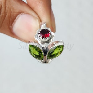 Peridot & Garnet Ring: Sterling Silver Flower Ring