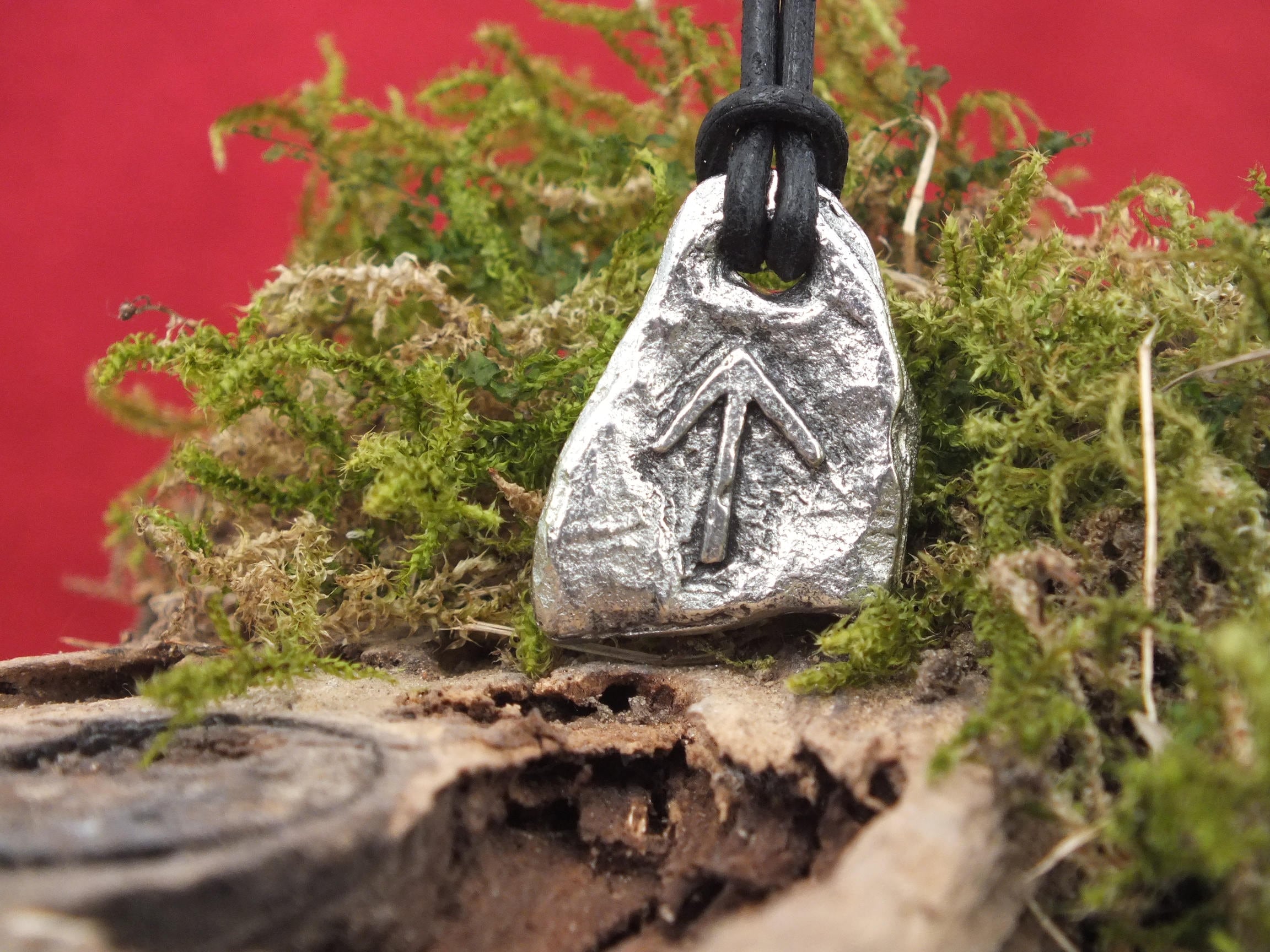 Rune Tiwaz Pendant Runes Viking Amulet Vikings German Etsy Canada