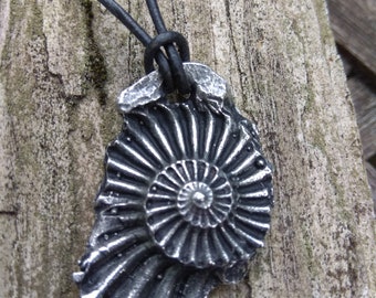 Ammonite, fossile, pendentif