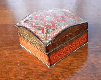 Mid Century Lightweight Pressed Wood Jewelry / Trinket Box