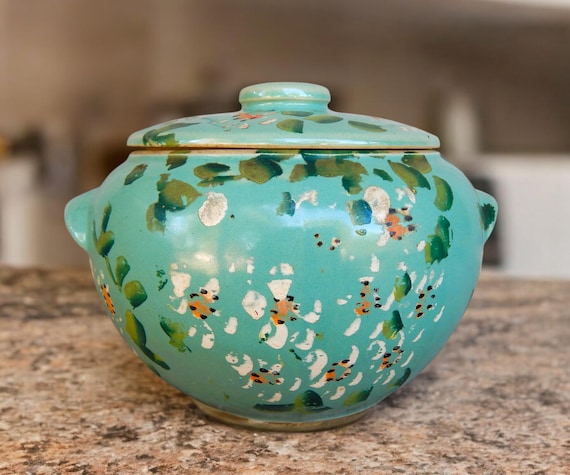 1950's Vintage Aftermarket Hand Painted Ceramic Bean Pot (Likely Hull)