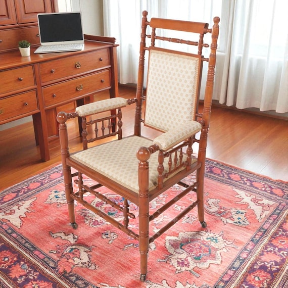 Antique Turned Wood Brewster Chair