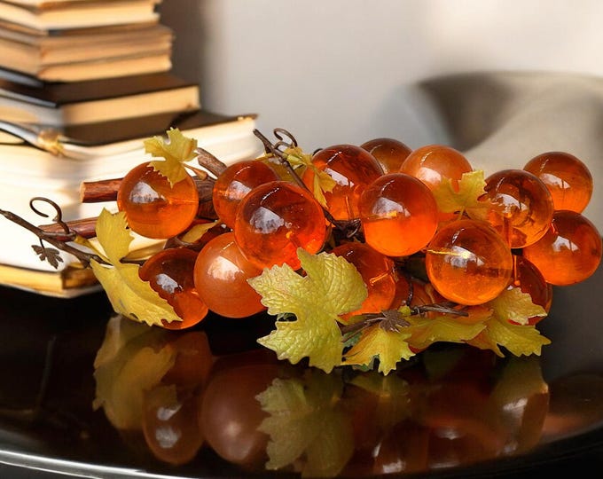 Large Diameter Lucite Grapes