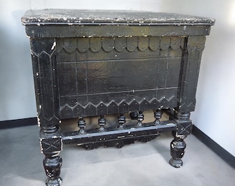 Early 1900's Late Victorian Sewing Box