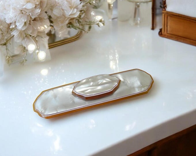 1930's Celluloid Nail Buffer