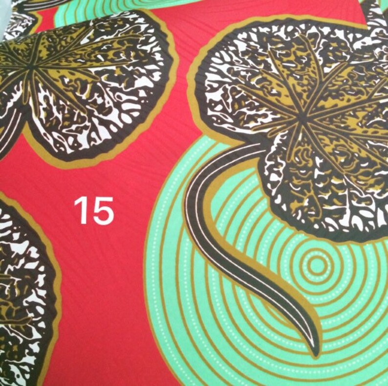 Prot\u00e9g\u00e9 Passport red yellow green wax