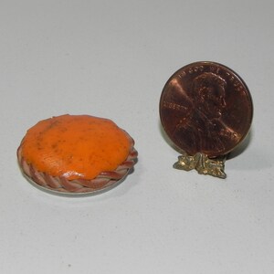 Dollhouse Miniature  Pumpkin Pie in Plate 1:12 Scale