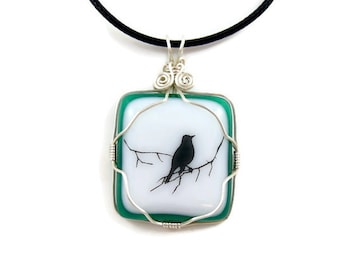 Bird necklace / Bird Lover/ Fused Glass Pendant / Nature / Unique gift / Handmade / Made in Canada / Glass Jewelry / Bird