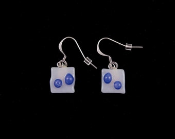 Fused Glass Earrings / Unique Jewelry / Unique gift for women / Handmade Jewelry / Made in Canada / Glass Jewelry / One of a kind / Dangle