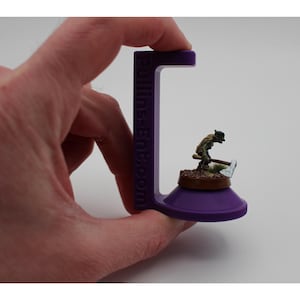 Magnetic Painting Handle/Stand for Miniatures | Table Top RPG | Role Playing Games | Dungeons | Wargaming