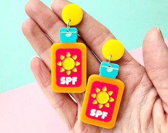 LIMITIERTE Teeny Sonnenschutz Flasche Ohrringe, SPF Sommer Acryl Statement Ohrringe, nostalgische Ohrringe, Hautpflege, Strand