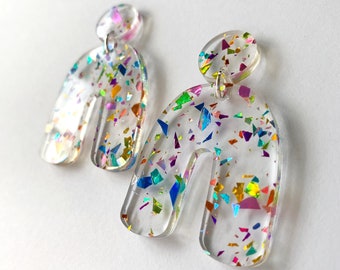 Cue the Confetti, klare holographische Glitter-Ohrringe, Kitschmas, Kitsch-Party-Ohrringe, Silvester, Weihnachtsfeier