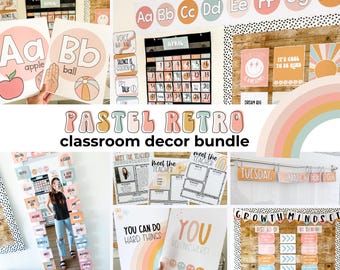Könnte beinhalten: Ein Set mit pastellfarbener Retro-Klassenzimmerdekoration, bestehend aus Alphabetkarten, einem Kalender, Motivationspostern, Vorlagen für Lehrkräfte und Bannern mit Regenbogen- und Smiley-Motiven sowie verschiedenen Texten.