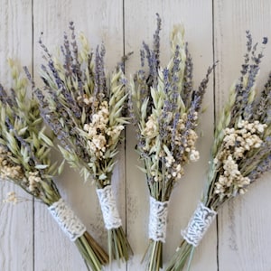 Dried Lavender & Baby&#39;s Breath Bouquet: Small Floral Arrangement