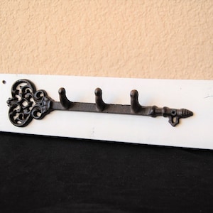 Key Ring Holder, Key organizer, Key chain hanger, Home decor, Entryway, Front Door, Back Door, House keys