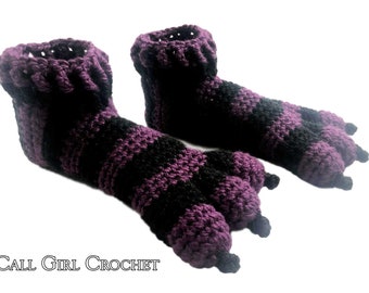 Fabriqué sur commande, chaussons monstre effrayant, chaussons dragon rayé violet et noir, chaussons dinosaure au crochet, taille enfant à adulte, livraison gratuite