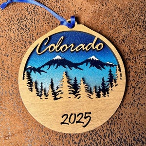 Colorado Deluxe Mtn-2025 Weihnachtsverzierung - Colorado Geschenke - Colorado Holzverzierung