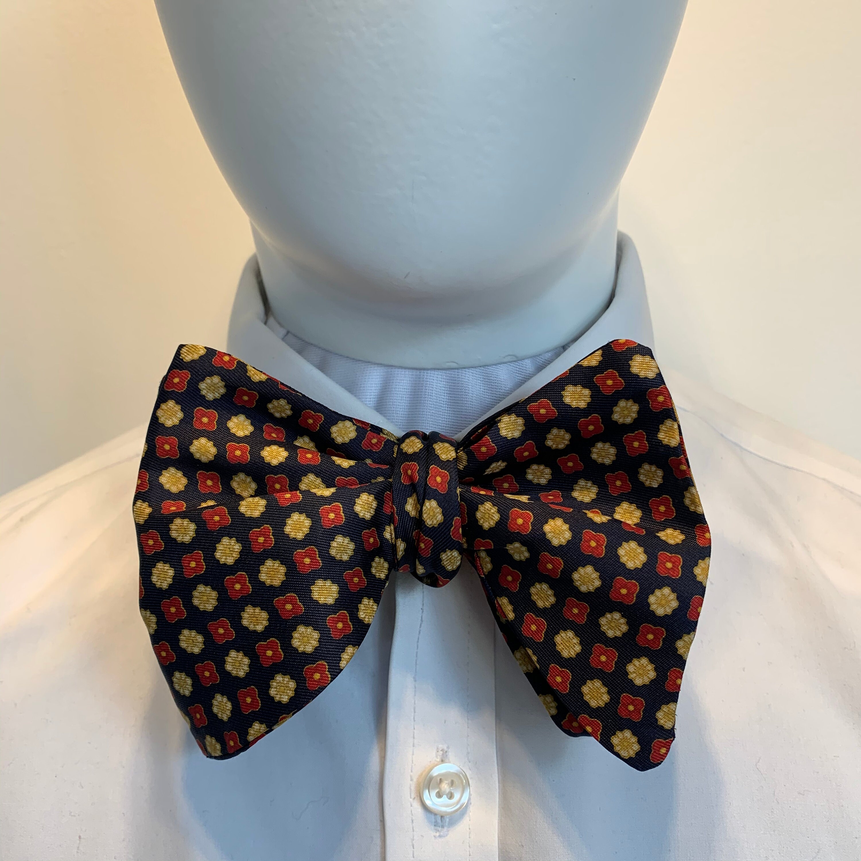 Pattern Vintage Self Tie Bow Tie - Wembley W18 - Etsy