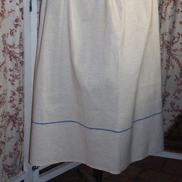 Long tablier , tissu ancien avec une rayure bleue, rustique