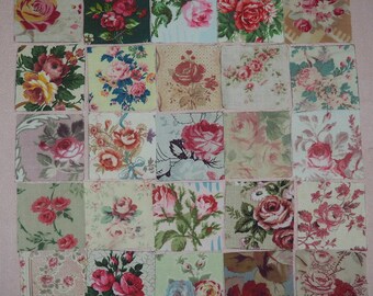 25 petits coupons de tissus anciens pour patchwork , motifs de " roses