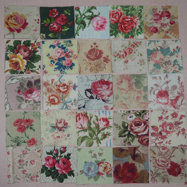 25 petits coupons de tissus anciens pour patchwork , motifs de " roses