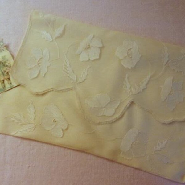 superbe pochette ancienne lingerie fine broderie main sur tulle