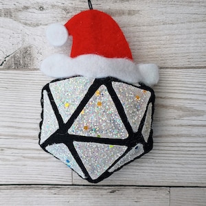 D20 hanging ornament, dice Christmas tree decoration. Dungeons and Dragons Hanging Decoration