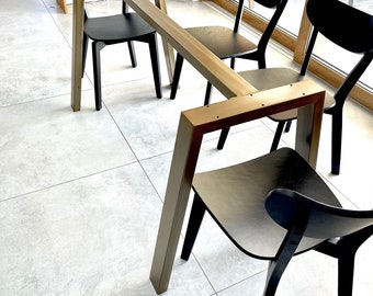 Duurzame trapeziumvormige metalen tafelpoten / stijlvolle afwerkingen - perfect voor woondecoratie en bijpassende gouden accenten. Tafelpoten "CLEO BASE"