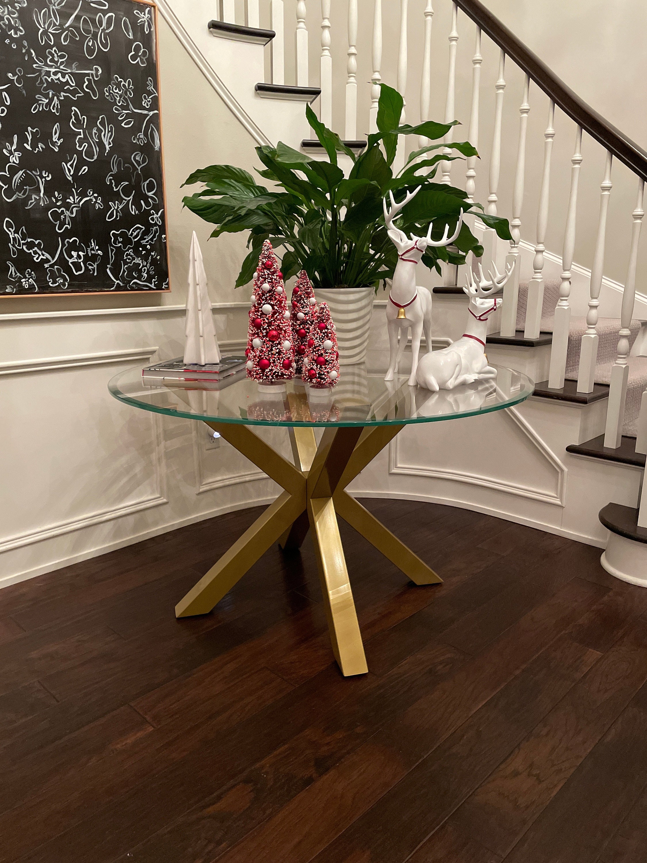 Table base for 2024 round glass top