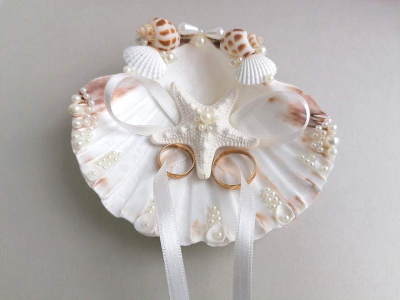 Shell ring holder, Starfish, Beach Ring Holder, Seashell Starfish Ring Pillow image 3