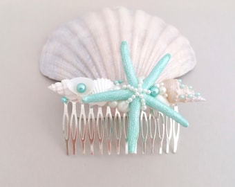 Strand haar kam, strand bruiloft, Sea shell haartoebehoren, Seashell haaraccessoires, zeemeermin haarkam, zeester, shell bruids haarkam, hoofddeksel