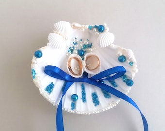 Royal blue ring holder, Seashell ring holder, Beach wedding ,Beach ring holder, sea blue