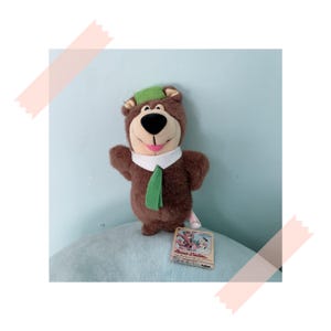 ヴィンテージ ヨギベア 1988年 ハンナ・バーベラ ピン - Etsy 日本