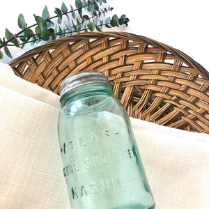 Ball Mason Jar Atlas Strong Shoulder Jar / with zinc lid