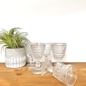 Clear vintage cordial glasses  midcentury barware set of 6 footed glass / shot glass