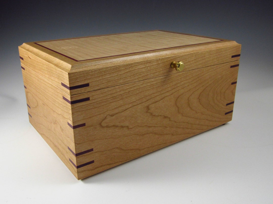 メープル ジュエリーBOX Handcrafted Cherry and Curly Maple Jewelry Box With Purpleheart