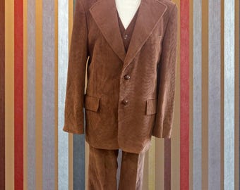 Vintage 1970s Men's 3 Piece Corduroy Suit Camel Brown Wide Lapel Disco Flare 70s 40R/30X31
