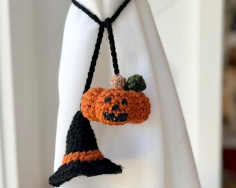 Halloween Crochet Car Hanger Pattern, No Sew Rearview Mirror Hanger, Witch Hat & Pumpkin Crochet Pattern